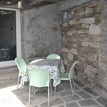 아파트 Casa Adriana Con Incantevole Vista Bee